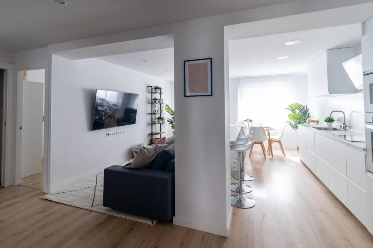 Lujoso Apartamento Entre 2 Playas Con Garaje, Wifi خيخون المظهر الخارجي الصورة