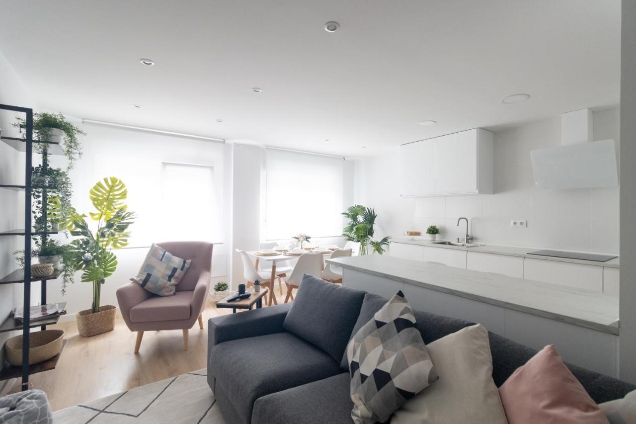 Lujoso Apartamento Entre 2 Playas Con Garaje, Wifi خيخون المظهر الخارجي الصورة