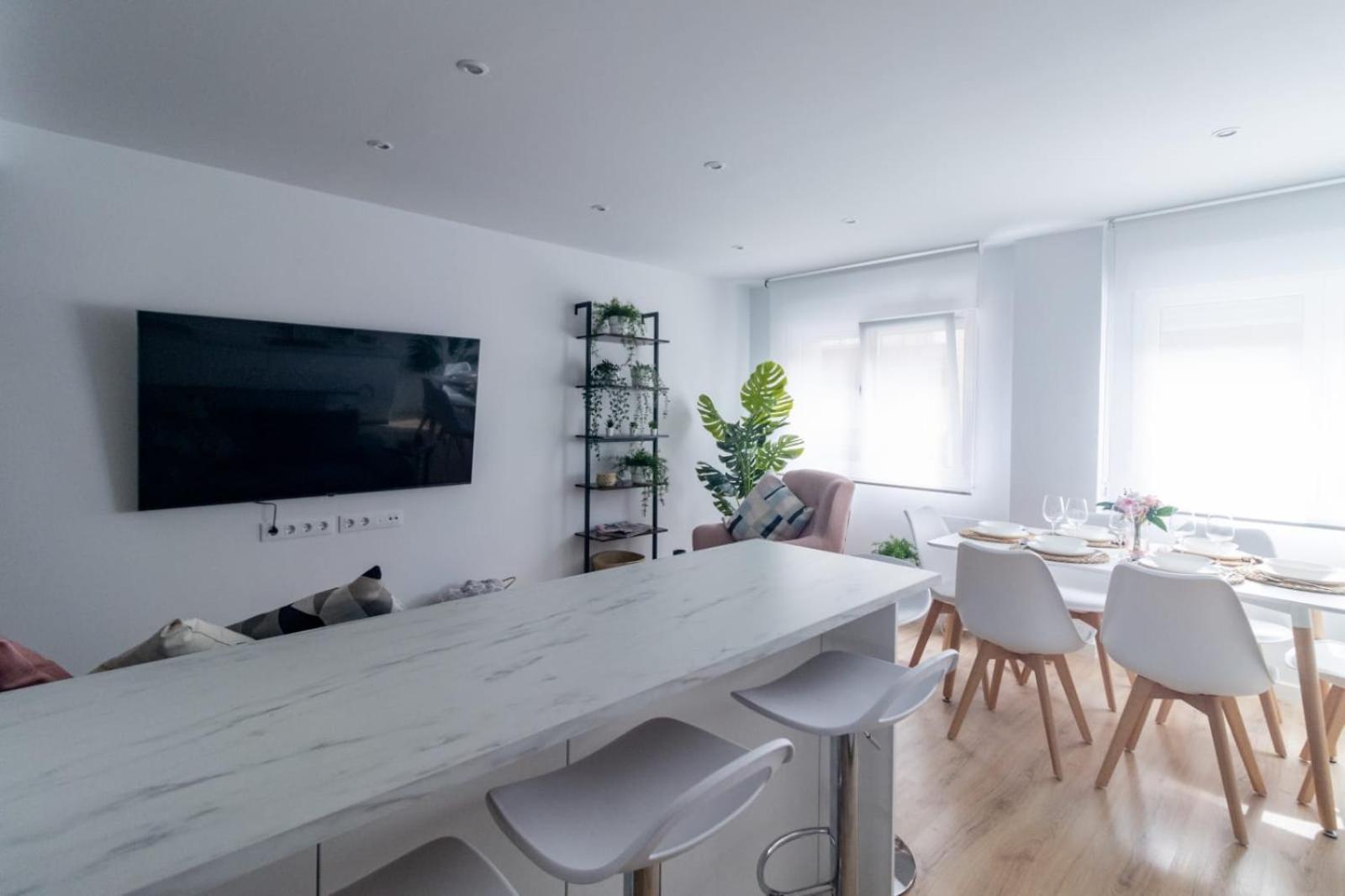 Lujoso Apartamento Entre 2 Playas Con Garaje, Wifi خيخون المظهر الخارجي الصورة