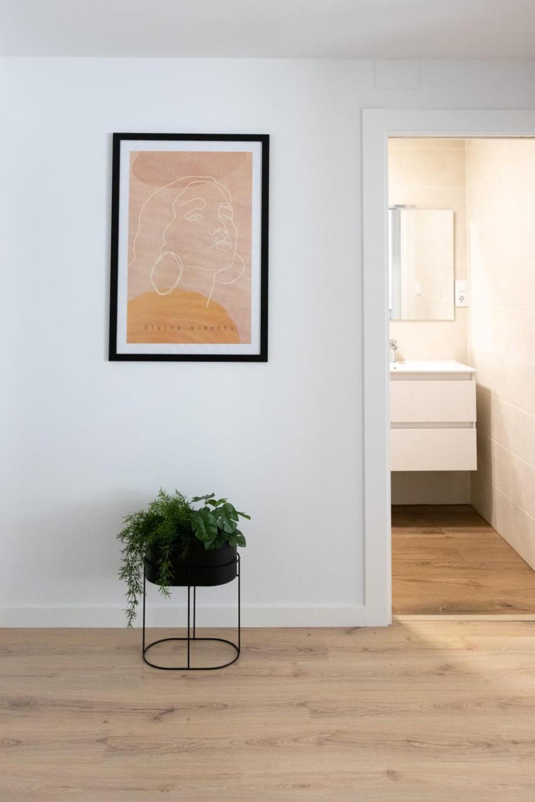 Lujoso Apartamento Entre 2 Playas Con Garaje, Wifi خيخون المظهر الخارجي الصورة